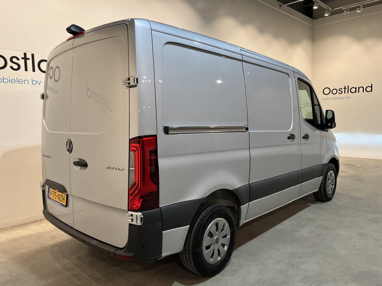 Mercedes-Benz Sprinter