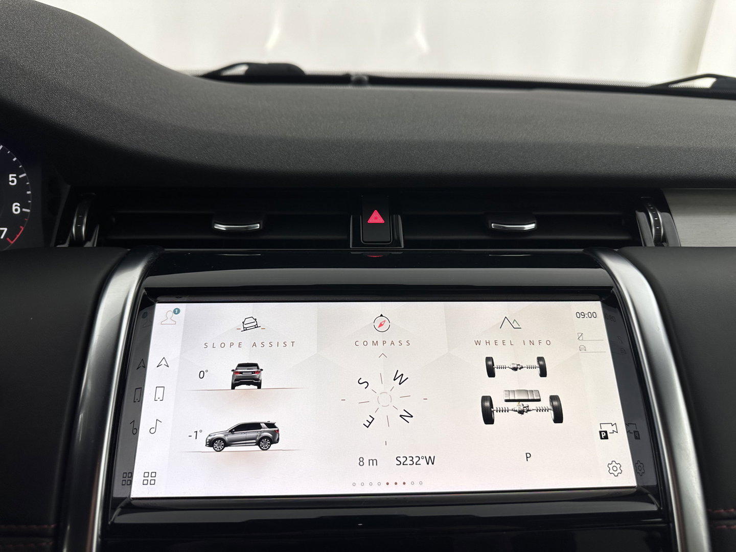 Land Rover Discovery Sport P300e 1.5 R-Dynamic HSE (Plug-in) (INCL.BTW) *LEATHER | FULL-LED | DIGI-COCKPIT | BLINDSPOT | KEYLESS | SHIFT-PADDLES | PRIVACY-GLASS | NAVI-FULLMAP | ECC | PDC | CRUISE | 20''ALU*