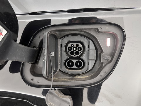 Land Rover Discovery Sport P300e 1.5 R-Dynamic HSE (Plug-in) (INCL.BTW) *LEATHER | FULL-LED | DIGI-COCKPIT | BLINDSPOT | KEYLESS | SHIFT-PADDLES | PRIVACY-GLASS | NAVI-FULLMAP | ECC | PDC | CRUISE | 20''ALU*