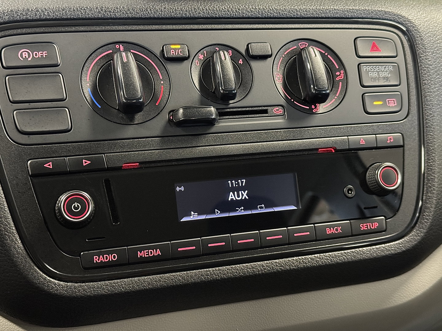 SEAT Mii 1.0 Style Connect | Origineel Nederlands | NAP | 5 Deurs! | Navigatie | Airconditioning | Automatische Verlichting | Isofix | Rem assistent Elektrische Ramen |