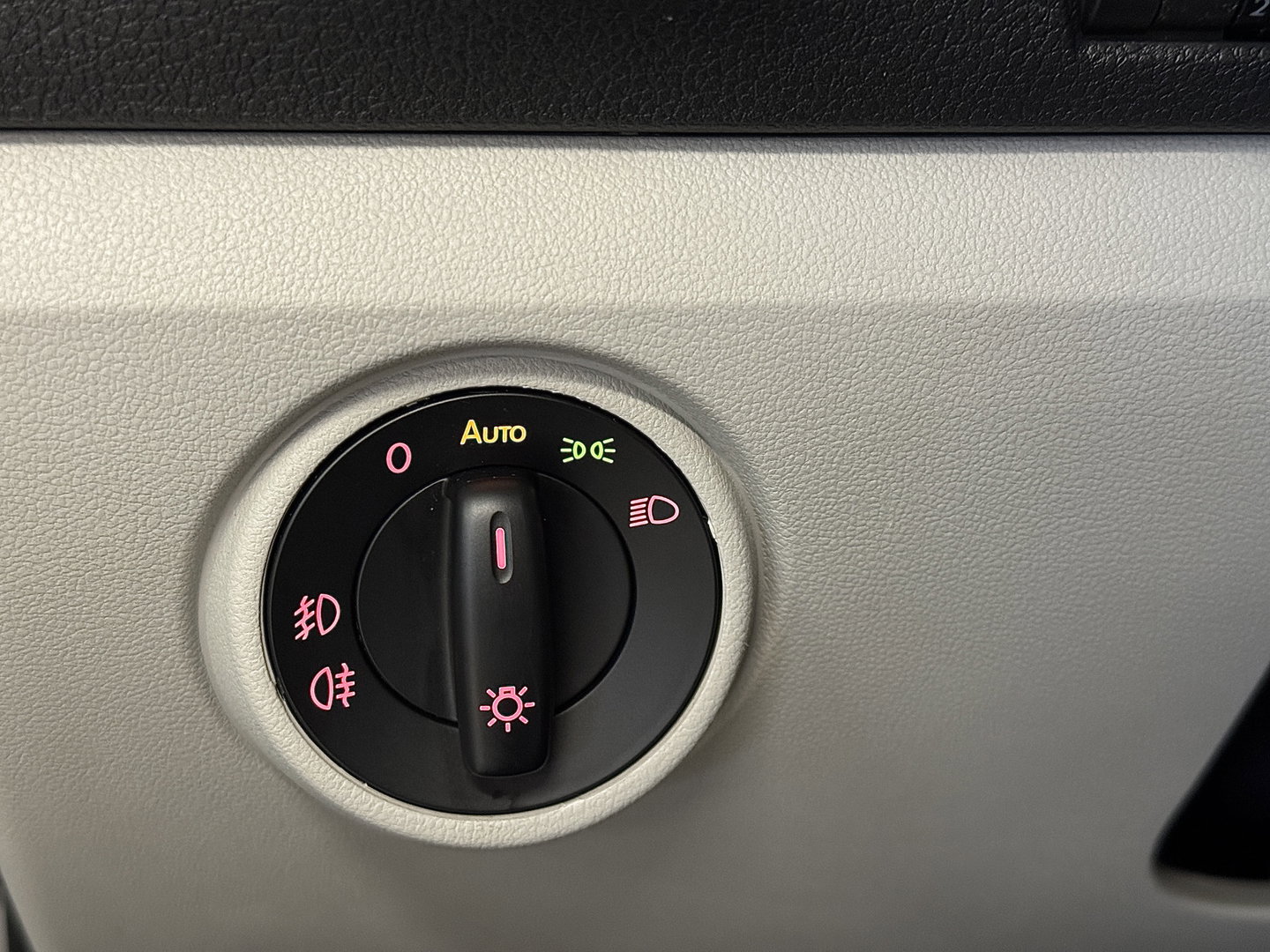 SEAT Mii 1.0 Style Connect | Origineel Nederlands | NAP | 5 Deurs! | Navigatie | Airconditioning | Automatische Verlichting | Isofix | Rem assistent Elektrische Ramen |