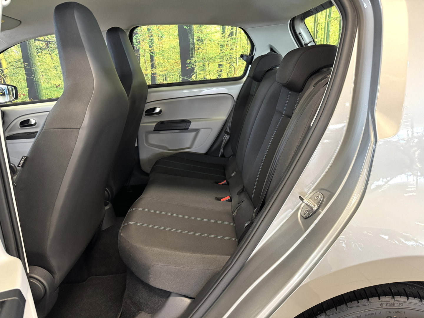 SEAT Mii 1.0 Style Connect | Origineel Nederlands | NAP | 5 Deurs! | Navigatie | Airconditioning | Automatische Verlichting | Isofix | Rem assistent Elektrische Ramen |