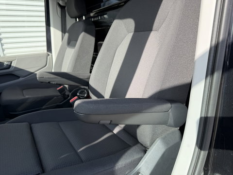 MAN TGE 35 2.0 Lang L4 Super Hoog 177pk bakwagen met Dhollandia laadklep / euro 6 / bpm vrij / vaste prijs rijklaar € 38.950 ex btw / lease vanaf € 636 / zwart metallic