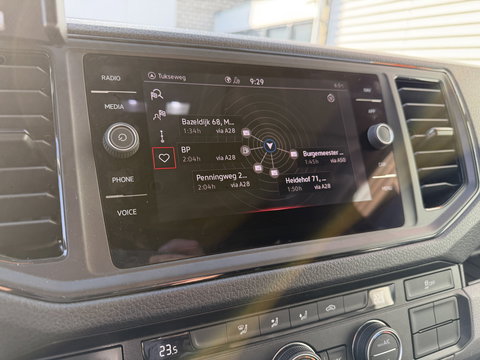 MAN TGE 35 2.0 Lang L4 Super Hoog 177pk bakwagen met Dhollandia laadklep / euro 6 / bpm vrij / vaste prijs rijklaar € 38.950 ex btw / lease vanaf € 636 / zwart metallic