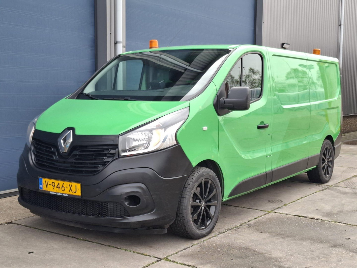 Renault Trafic 1.6 dCi T29 L2H1 Comfort Energy AIRCO / CRUISE CONTROLE / NAVI / TREKHAAK / EURO 6 / CAMERA