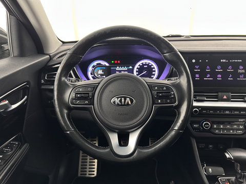 Kia Niro 1.6 GDi Hybrid DynamicPlusLine (INCL.BTW) Aut. *LEATHER | FULL-LED | ADAPTIVE-CRUISE | BLINDSPOT | HEATED-COMFORTSEATS | CAMERA | KEYLESS | NAVI-FULLMAP | AMBIENTLIGHT | LANE-ASSIST | 16''ALU*