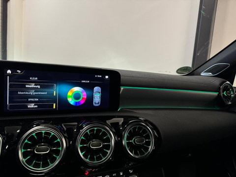 Mercedes-Benz A-Klasse 250 e AMG PANO SFEER CAM'