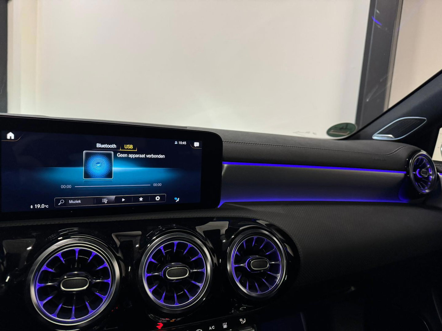 Mercedes-Benz A-Klasse 250 e AMG PANO SFEER CAM'