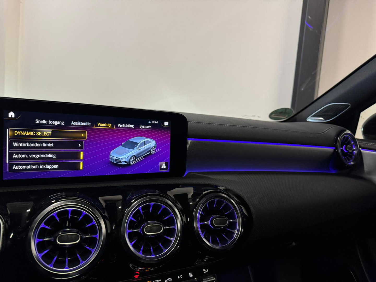 Mercedes-Benz A-Klasse 250 e AMG PANO SFEER CAM'