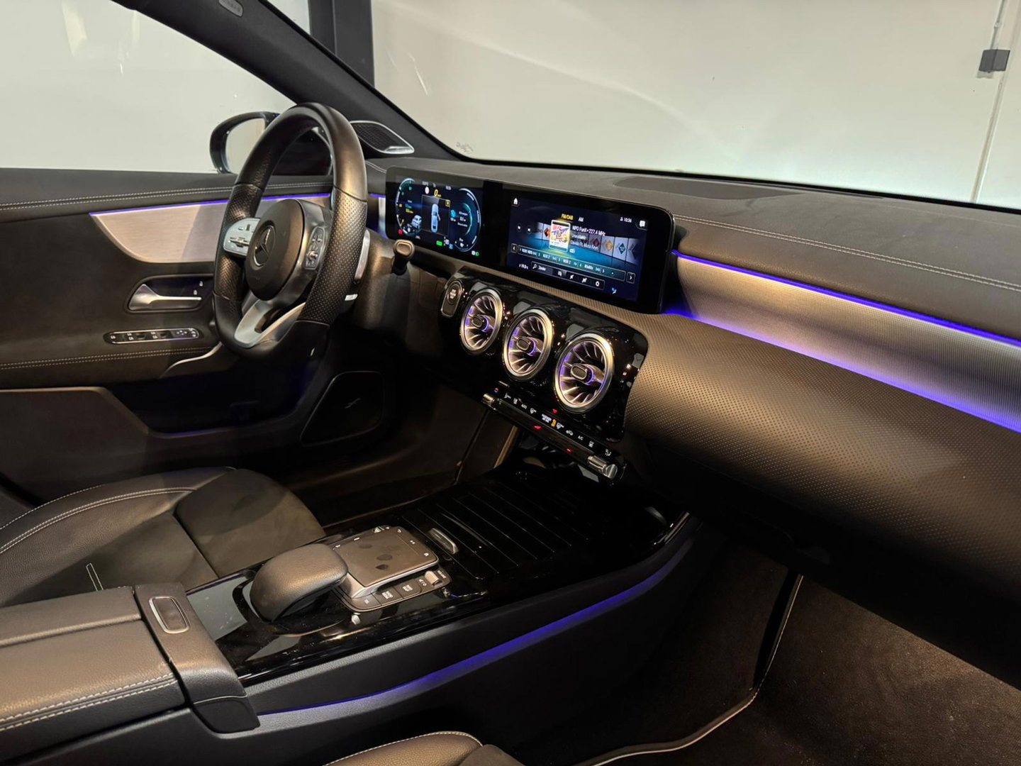 Mercedes-Benz A-Klasse 250 e AMG PANO SFEER CAM'