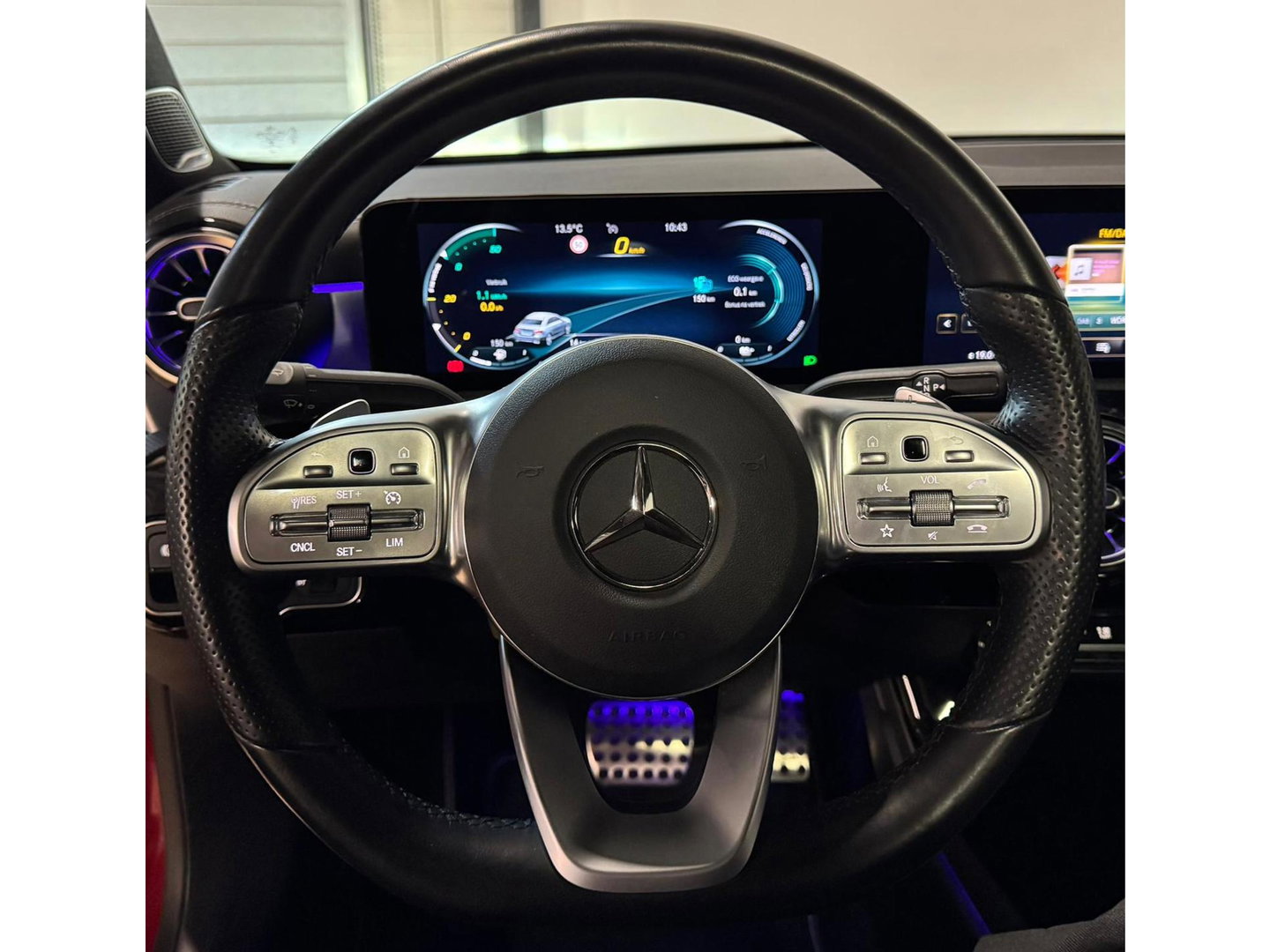 Mercedes-Benz A-Klasse 250 e AMG PANO SFEER CAM'