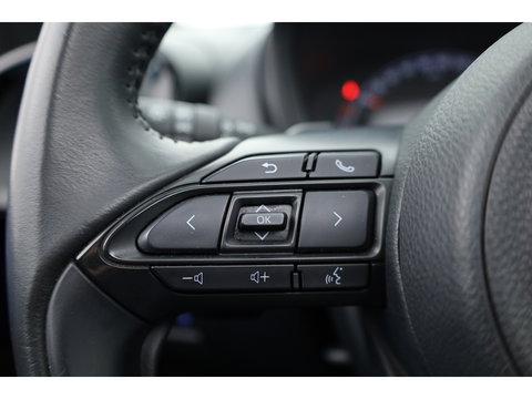 Toyota Aygo X 1.0 VVT-i S-CVT Envy | Softtop | JBL Audio | Adapt. Cruise | Camera | Apple CarPlay | LED | 18''