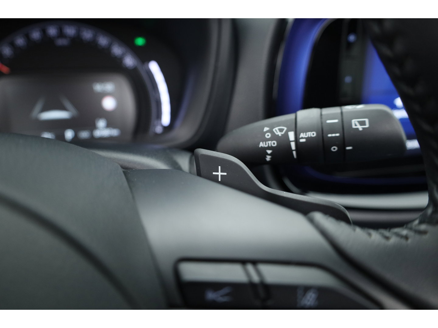 Toyota Aygo X 1.0 VVT-i S-CVT Envy | Softtop | JBL Audio | Adapt. Cruise | Camera | Apple CarPlay | LED | 18''