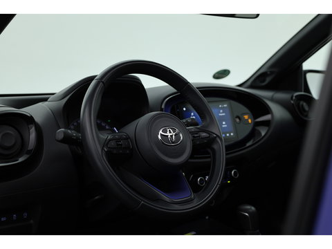 Toyota Aygo X 1.0 VVT-i S-CVT Envy | Softtop | JBL Audio | Adapt. Cruise | Camera | Apple CarPlay | LED | 18''