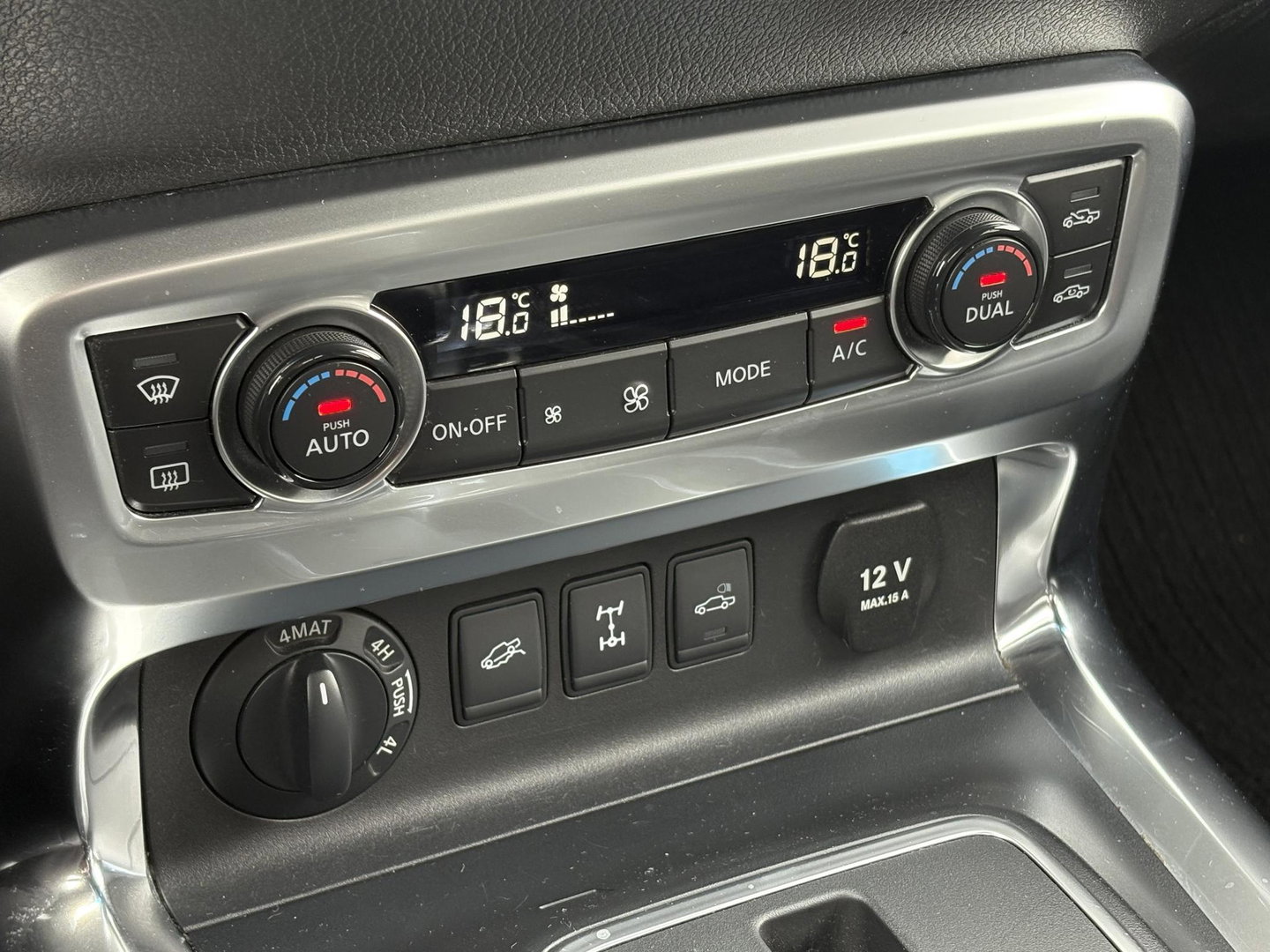 Mercedes-Benz X-Klasse 350 3.0 V6 4-MATIC POWER | 5 PERSOONS | Grijs kenteken | 360 GRADEN CAMERA | LEER |