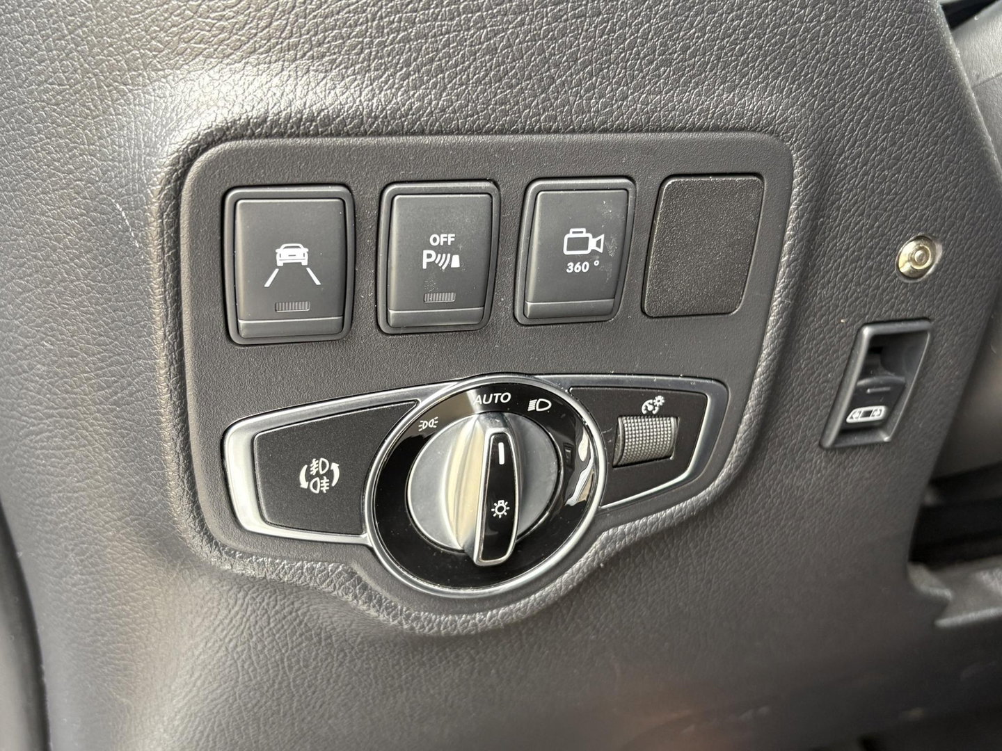 Mercedes-Benz X-Klasse 350 3.0 V6 4-MATIC POWER | 5 PERSOONS | Grijs kenteken | 360 GRADEN CAMERA | LEER |