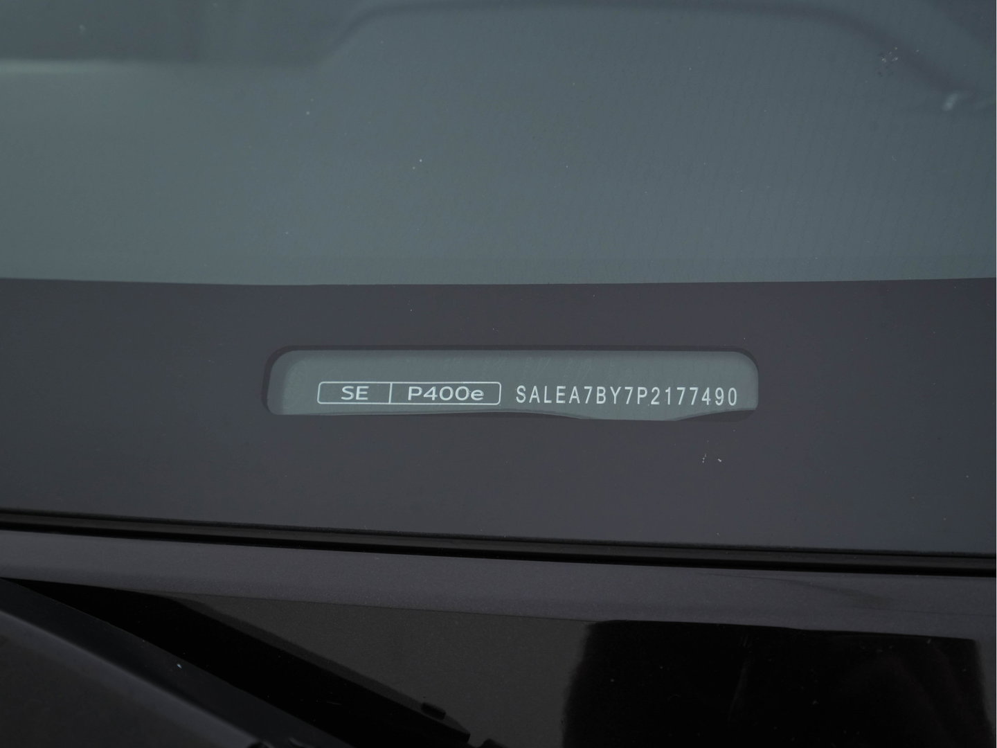 Land Rover Defender 110 2.0 P400e 110 XS Edition (Plug-in) (INCL.BTW) *PANO | LUXURY-LEATHER | FULL-LED | MERIDIAN-SOUND | BLIND-SPOT | TOP-VIEW | AIR-SUSPENSION | CCS-FASTLOADER | HEATED-COMFORTSEATS | KEYLESS | CARPLAY | LANE-ASISSIT | DAB+ | 20''A