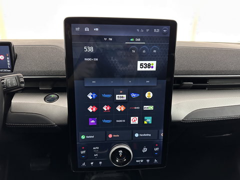 Ford Mustang Mach-E RWD 75 kWh [ 3-Fase ] (INCL.BTW) *LEATHER | FULL-LED | DAB | DIGI-COCKPIT | KEYLESS | NAVI-FULLMAP | CARPLAY | HEATED-COMFORTSEATS | TOPVIEW | ADAPTIVE-CRUISE | PRIVACY-GLASS | 18'' ALU*