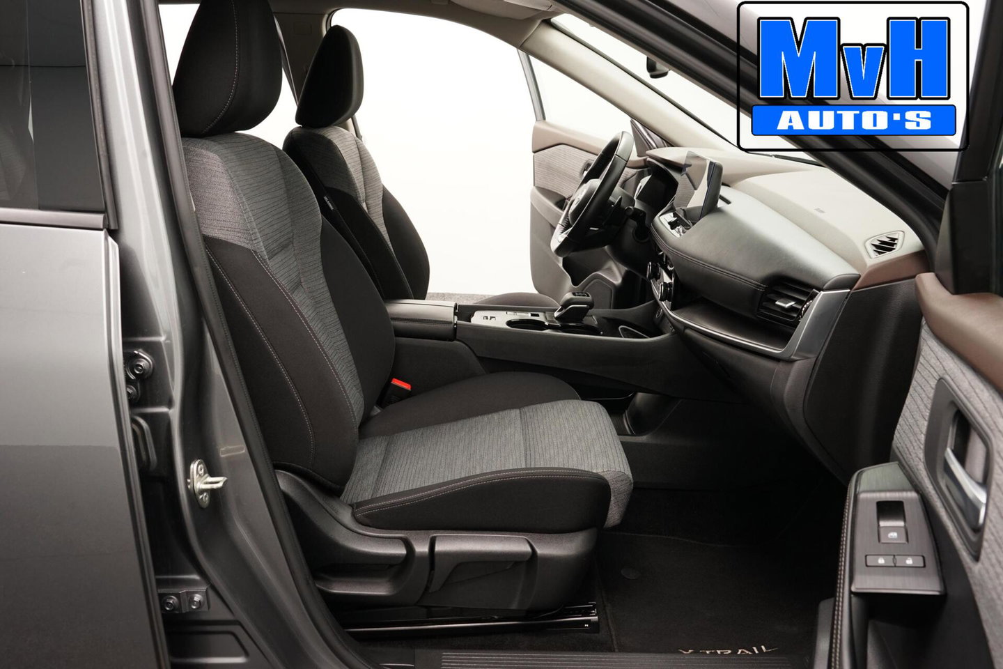 Nissan X-Trail 1.5 e-4orce N-Connecta 4WD 7persoons|CAMERA|LED