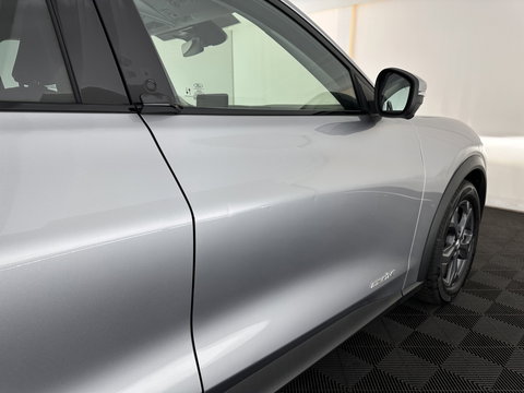 Ford Mustang Mach-E RWD 75 kWh [ 3-Fase ] (INCL.BTW) *LEATHER | FULL-LED | DAB | DIGI-COCKPIT | KEYLESS | NAVI-FULLMAP | CARPLAY | HEATED-COMFORTSEATS | TOPVIEW | ADAPTIVE-CRUISE | PRIVACY-GLASS | 18'' ALU*