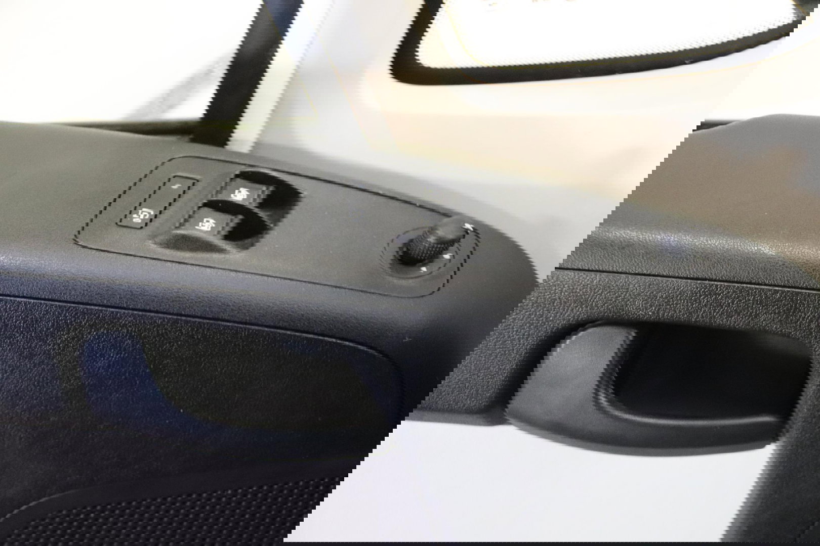 Peugeot Boxer L2H2 DUBBEL CABINE 7 personen IMPERIAAL Peugeot Boxer L2H2 DUBBEL CABINE 7 personen met IMPERIAAL