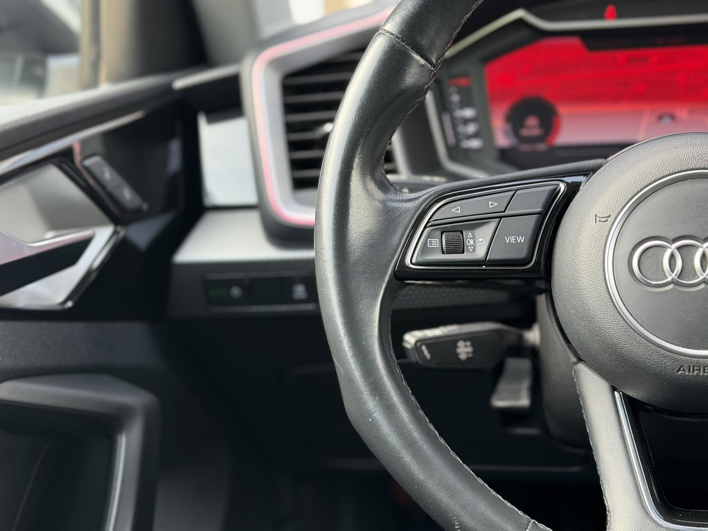 Audi A1 Sportback 25 TFSI Epic |Nav|Carplay|Cruise|PDC|17"