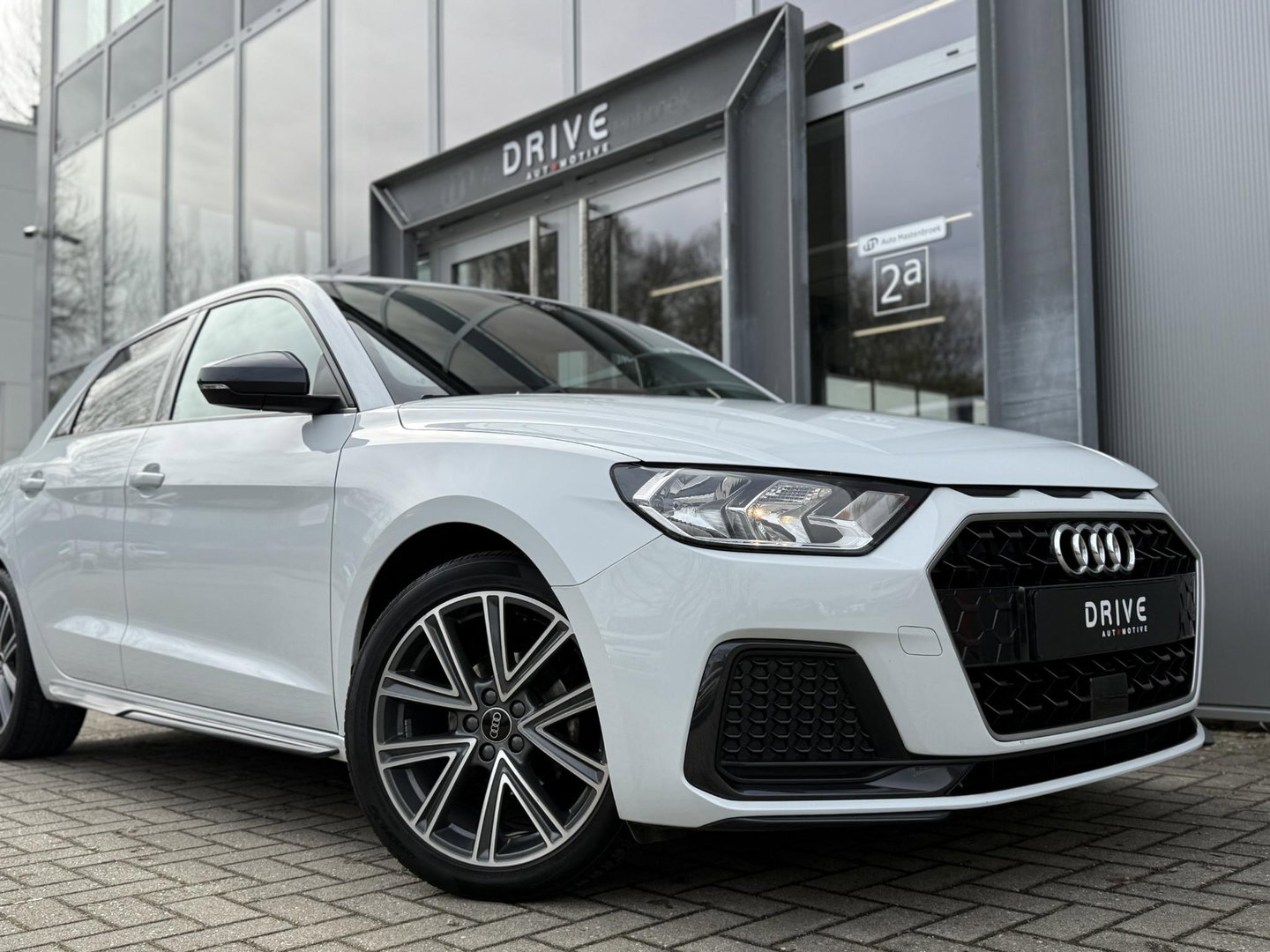 Audi A1 Sportback 25 TFSI Epic |Nav|Carplay|Cruise|PDC|17"
