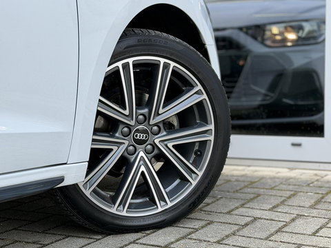 Audi A1 Sportback 25 TFSI Epic |Nav|Carplay|Cruise|PDC|17"
