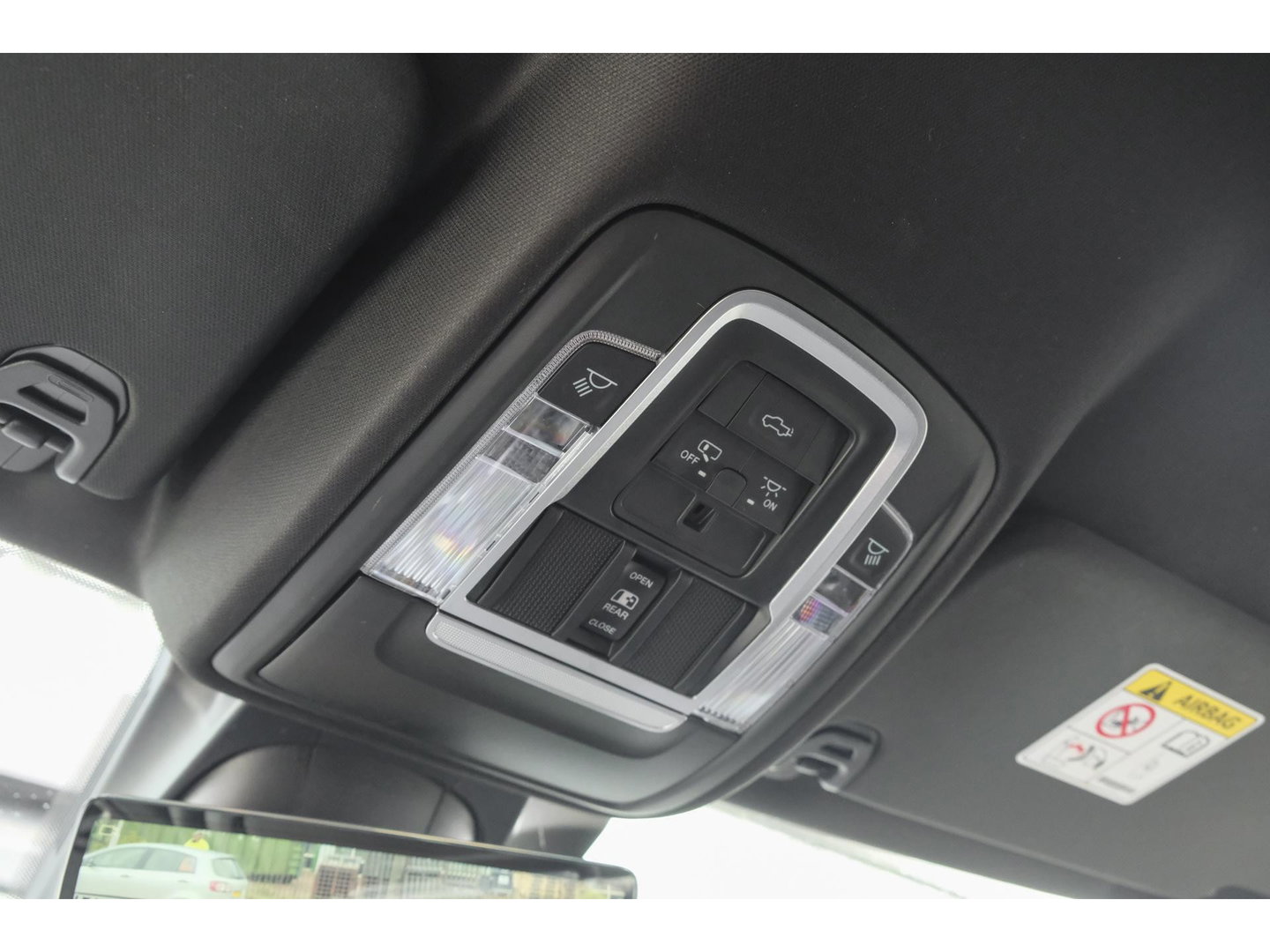 Dodge Ram 1500 5.7 V8 401pk 4x4 Limited LPG G3 Widebody Black&Red Luchtvering Trekhaak Head-up Harman/kardon Sidebars CUSTOM!!