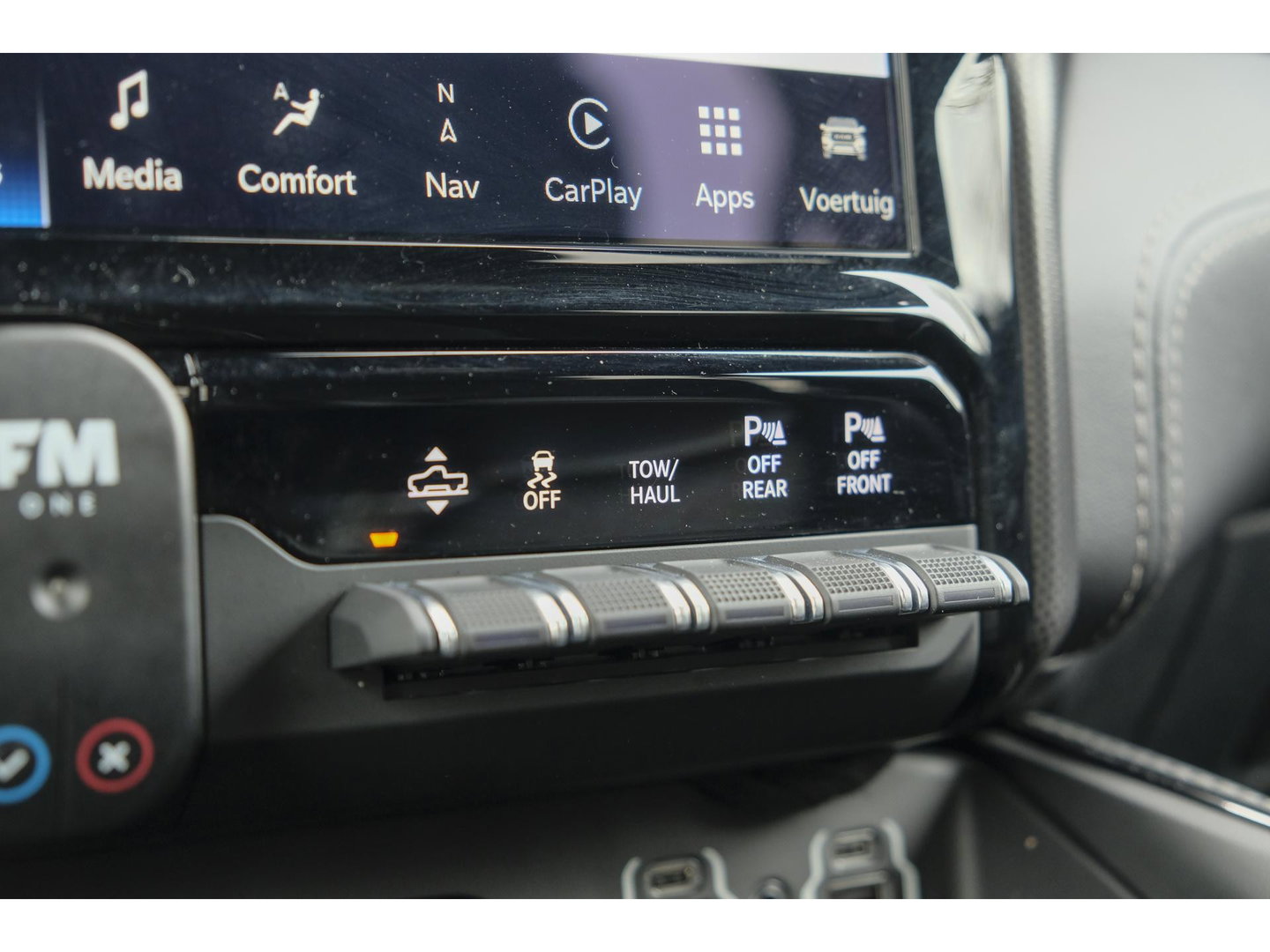 Dodge Ram 1500 5.7 V8 401pk 4x4 Limited LPG G3 Widebody Black&Red Luchtvering Trekhaak Head-up Harman/kardon Sidebars CUSTOM!!