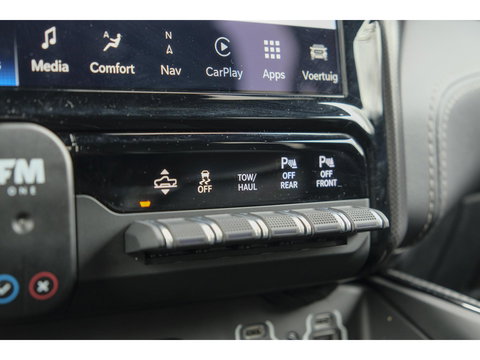 Dodge Ram 1500 5.7 V8 401pk 4x4 Limited LPG G3 Widebody Black&Red Luchtvering Trekhaak Head-up Harman/kardon Sidebars CUSTOM!!