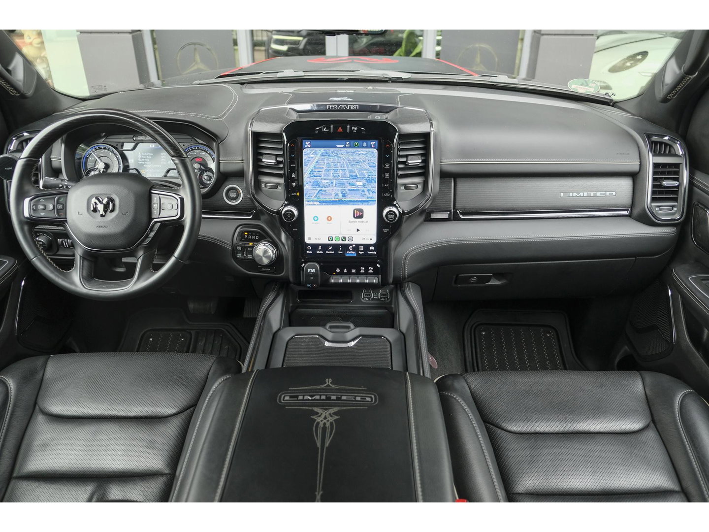 Dodge Ram 1500 5.7 V8 401pk 4x4 Limited LPG G3 Widebody Black&Red Luchtvering Trekhaak Head-up Harman/kardon Sidebars CUSTOM!!