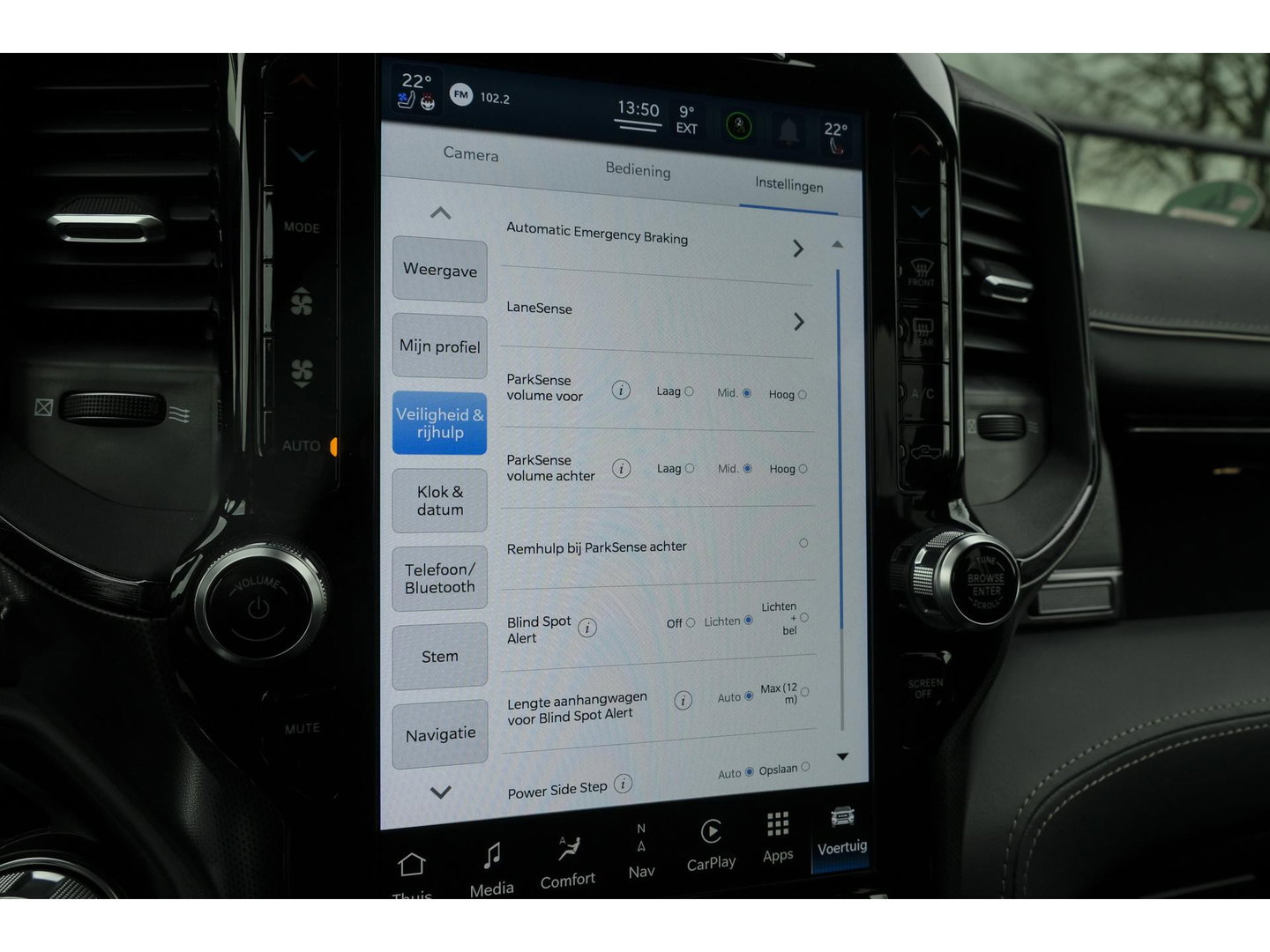 Dodge Ram 1500 5.7 V8 401pk 4x4 Limited LPG G3 Widebody Black&Red Luchtvering Trekhaak Head-up Harman/kardon Sidebars CUSTOM!!