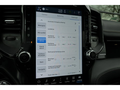 Dodge Ram 1500 5.7 V8 401pk 4x4 Limited LPG G3 Widebody Black&Red Luchtvering Trekhaak Head-up Harman/kardon Sidebars CUSTOM!!