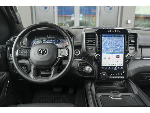 Dodge Ram 1500 5.7 V8 401pk 4x4 Limited LPG G3 Widebody Black&Red Luchtvering Trekhaak Head-up Harman/kardon Sidebars CUSTOM!!