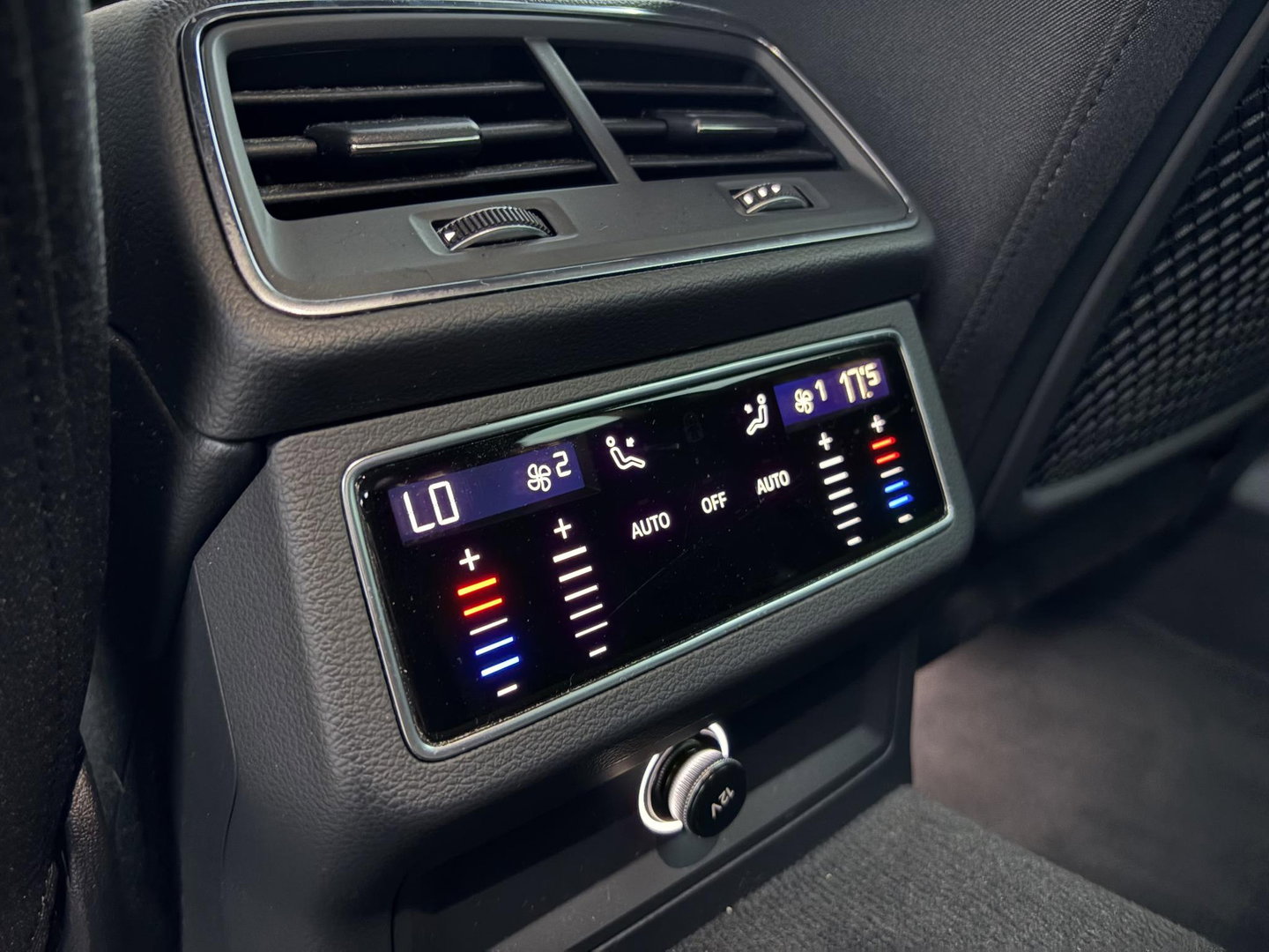 Audi A6 Avant 50 TDI QUATTRO SPORT S LINE LEDER | TREKHAAK | MATRIX LED | 360 | STOELVERWARMING