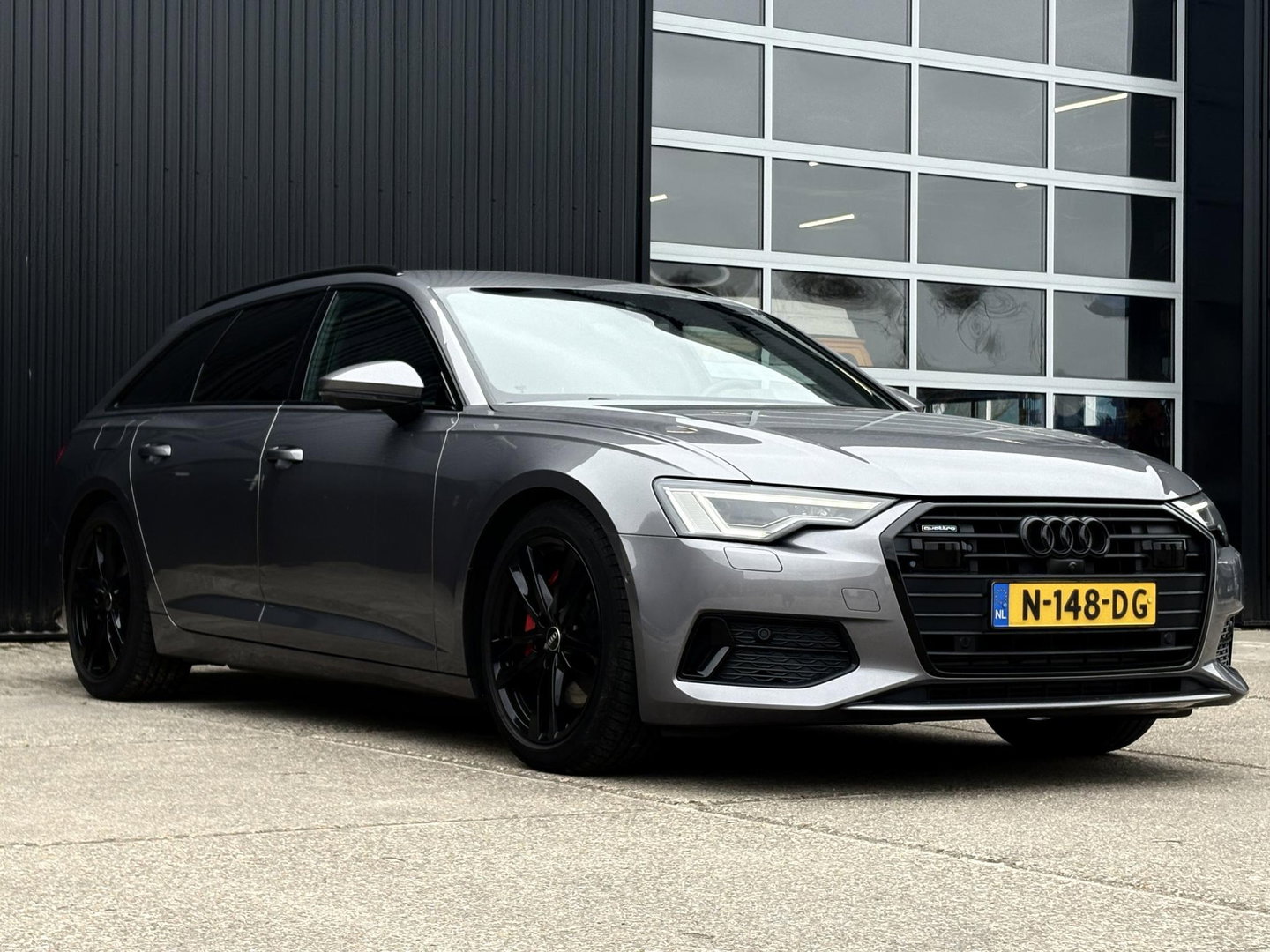 Audi A6 Avant 50 TDI QUATTRO SPORT S LINE LEDER | TREKHAAK | MATRIX LED | 360 | STOELVERWARMING