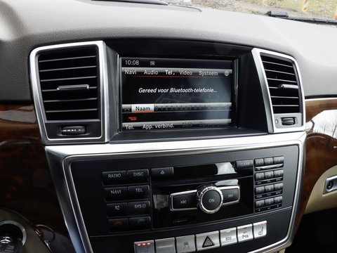 Mercedes-Benz M-Klasse 350 Luchtvering Leder Camera 306pk Trekhaak