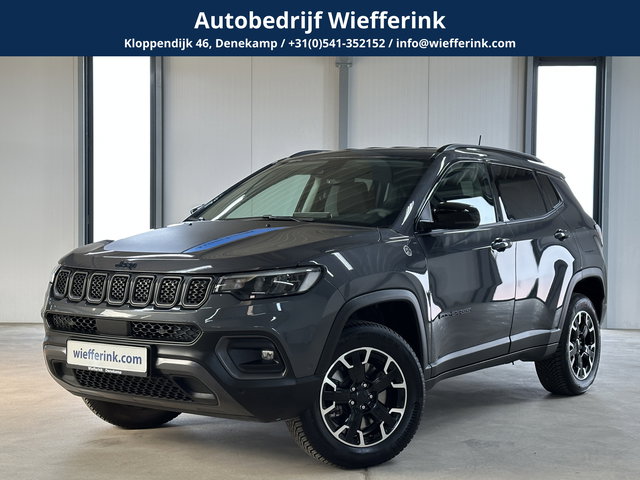 Jeep Compass - 4xe 240 Plug-in Hybrid Electric Trailhawk