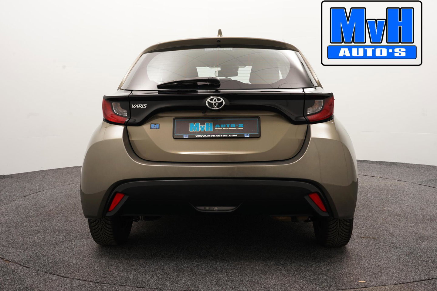 Toyota Yaris 1.5 VVT-i Active|CAMERA|ADAP.CRUISE|CARPLAY|NAP