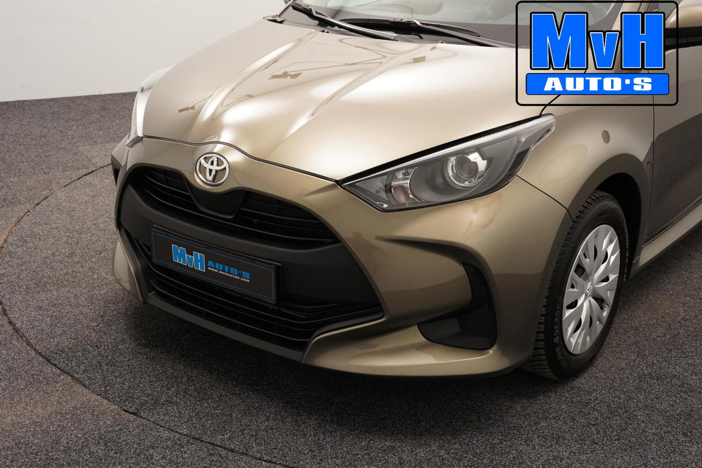 Toyota Yaris 1.5 VVT-i Active|CAMERA|ADAP.CRUISE|CARPLAY|NAP