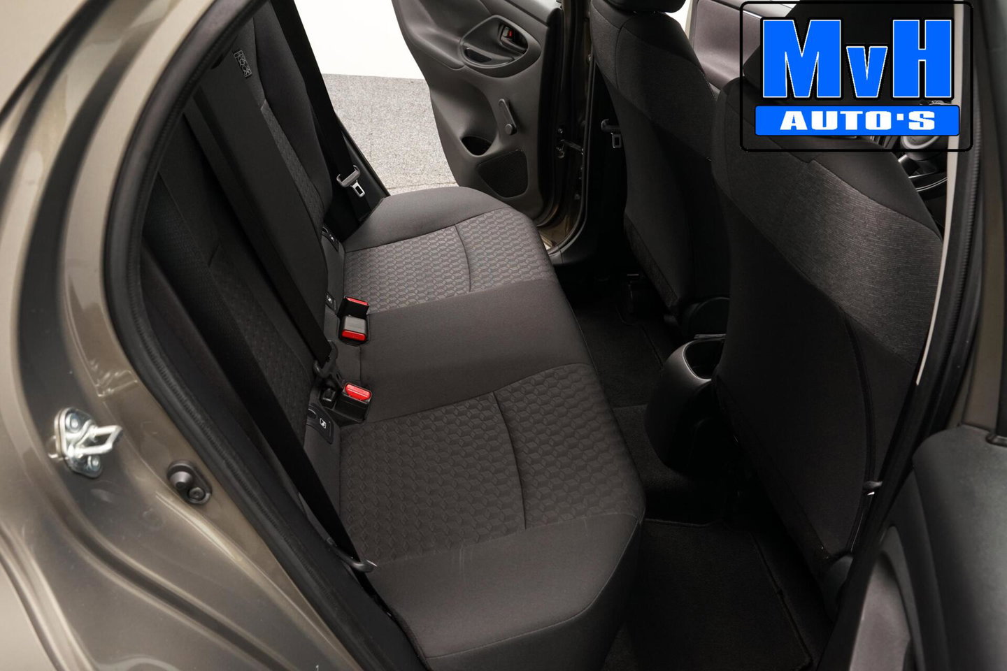 Toyota Yaris 1.5 VVT-i Active|CAMERA|ADAP.CRUISE|CARPLAY|NAP