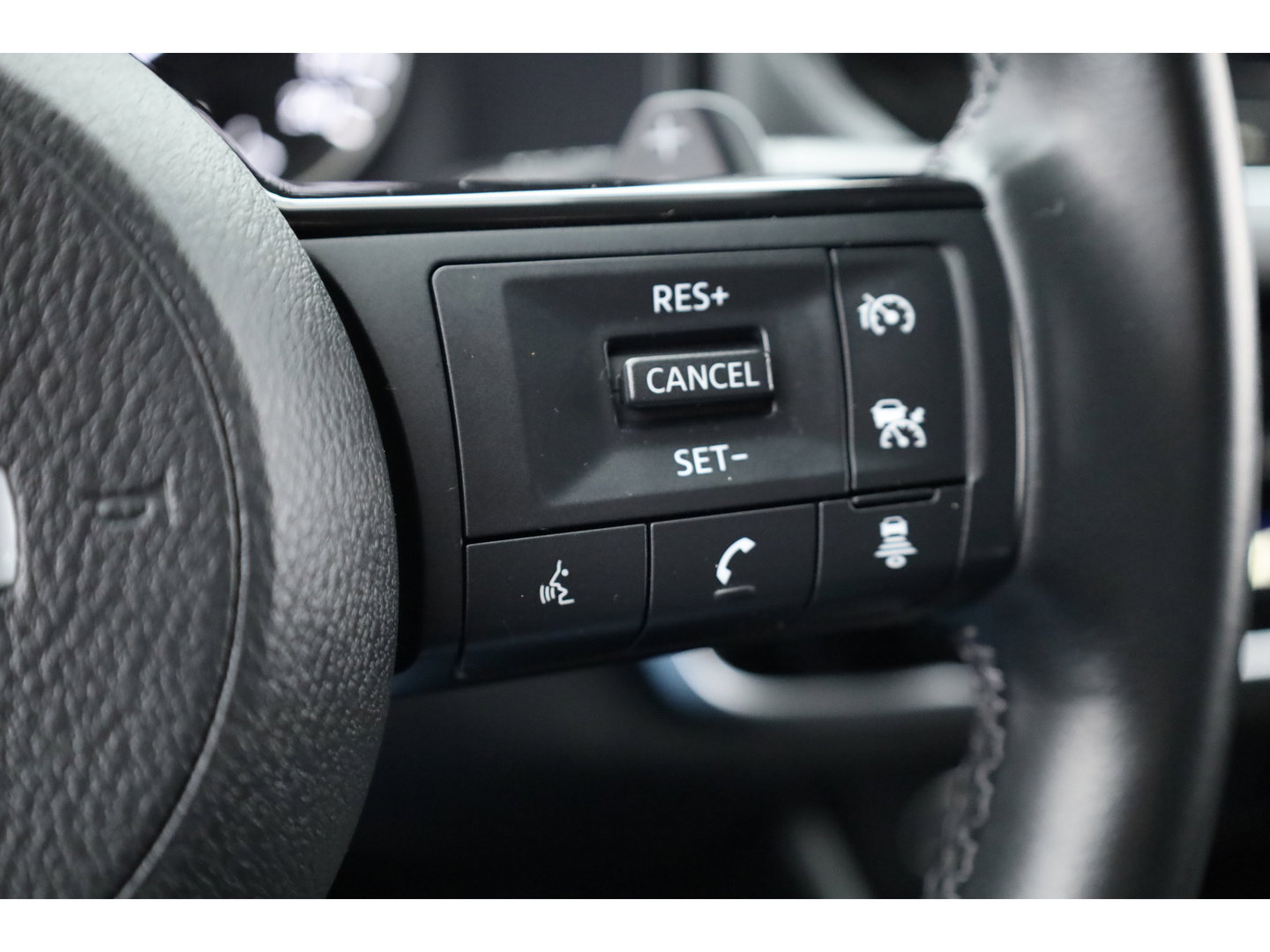 Nissan QASHQAI 1.3 MHEV Xtronic N-Style | Trekhaak | Adapt. Cruise | Keyless | 360cam | Dodehoek | Apple CarPlay | PDC V+A | LED