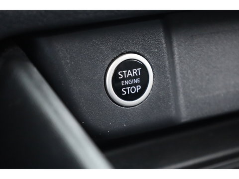 Nissan QASHQAI 1.3 MHEV Xtronic N-Style | Trekhaak | Adapt. Cruise | Keyless | 360cam | Dodehoek | Apple CarPlay | PDC V+A | LED