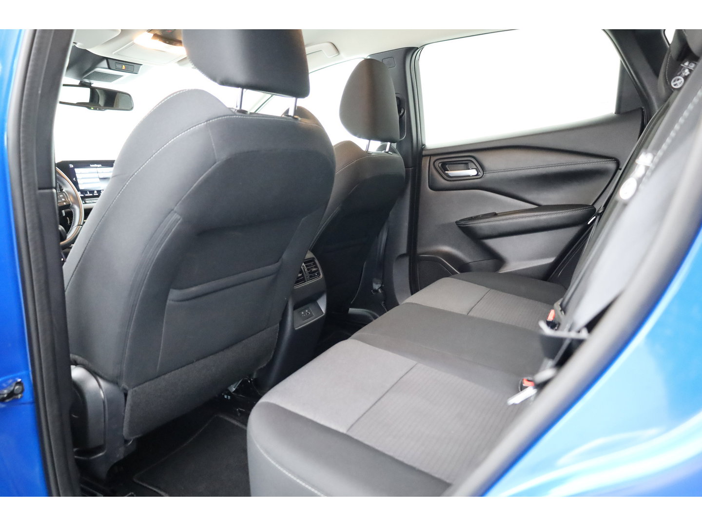 Nissan QASHQAI 1.3 MHEV Xtronic N-Style | Trekhaak | Adapt. Cruise | Keyless | 360cam | Dodehoek | Apple CarPlay | PDC V+A | LED