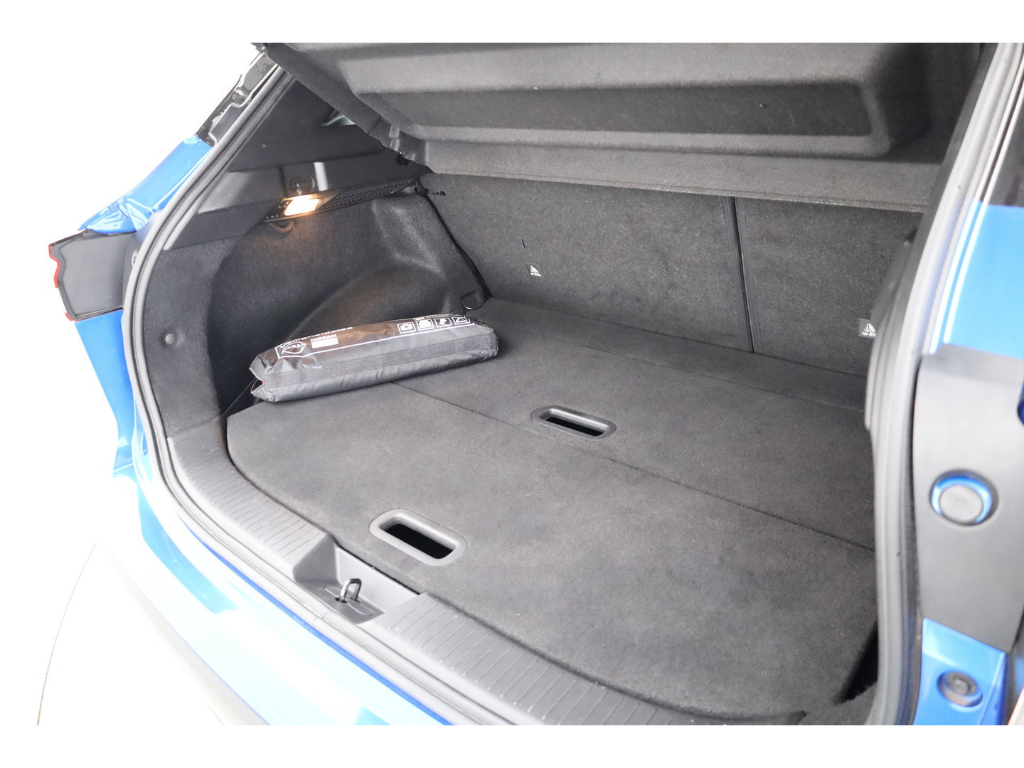 Nissan QASHQAI 1.3 MHEV Xtronic N-Style | Trekhaak | Adapt. Cruise | Keyless | 360cam | Dodehoek | Apple CarPlay | PDC V+A | LED