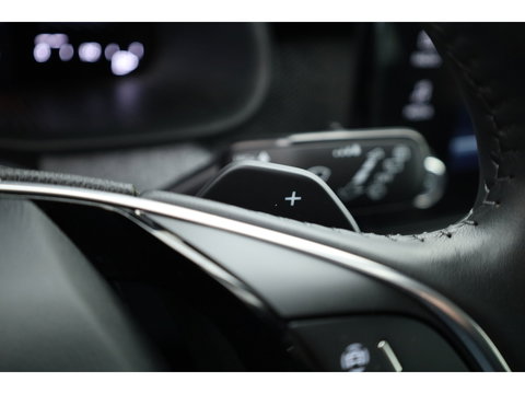 Škoda Kamiq 1.5 TSI ACT Sport 150pk | Digi. Cockpit | Camera | Stoelverw. | PDC | Apple CarPlay | All Seasons | 17'' | Cruise |