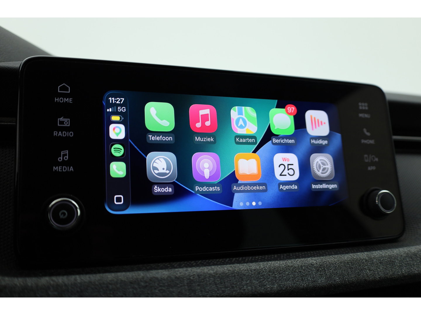 Škoda Kamiq 1.5 TSI ACT Sport 150pk | Digi. Cockpit | Camera | Stoelverw. | PDC | Apple CarPlay | All Seasons | 17'' | Cruise |