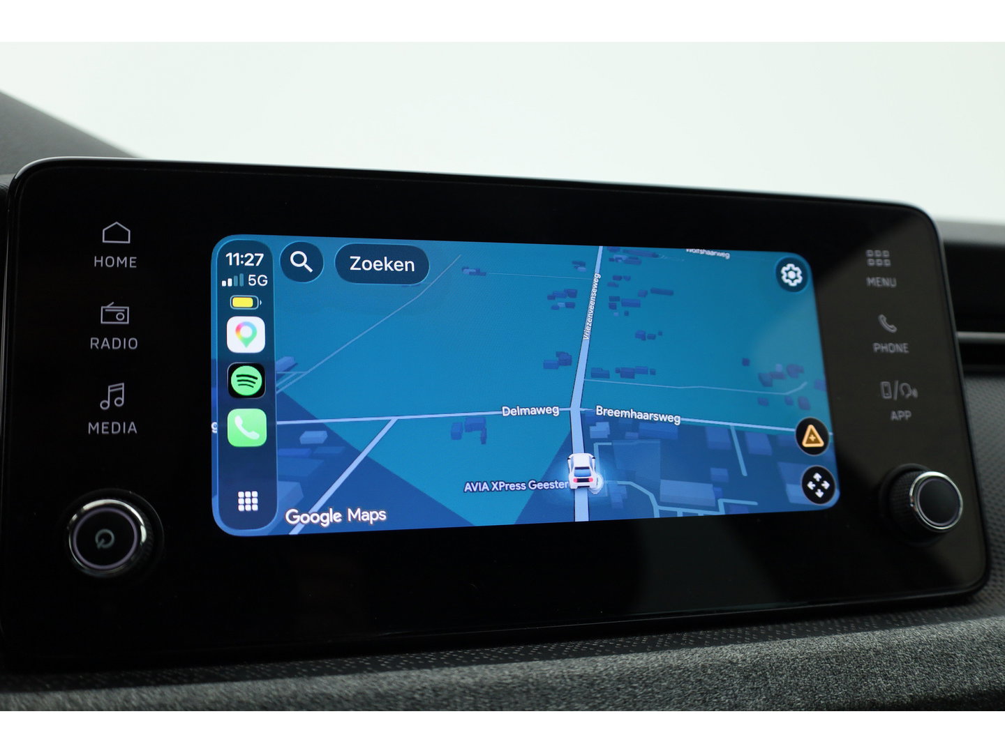 Škoda Kamiq 1.5 TSI ACT Sport 150pk | Digi. Cockpit | Camera | Stoelverw. | PDC | Apple CarPlay | All Seasons | 17'' | Cruise |