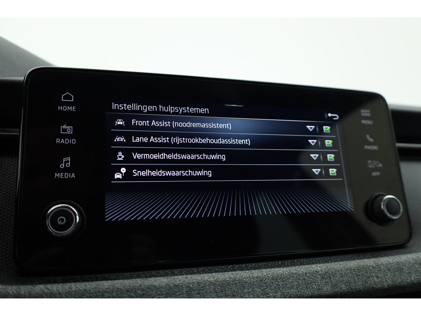 Škoda Kamiq 1.5 TSI ACT Sport 150pk | Digi. Cockpit | Camera | Stoelverw. | PDC | Apple CarPlay | All Seasons | 17'' | Cruise |